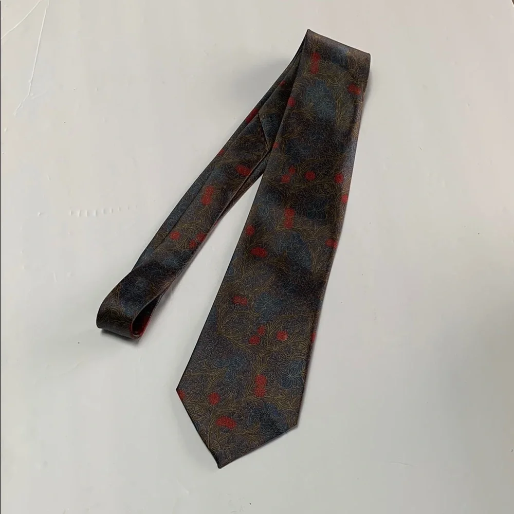 Red and Blue Abstract Pattern Silk Tie